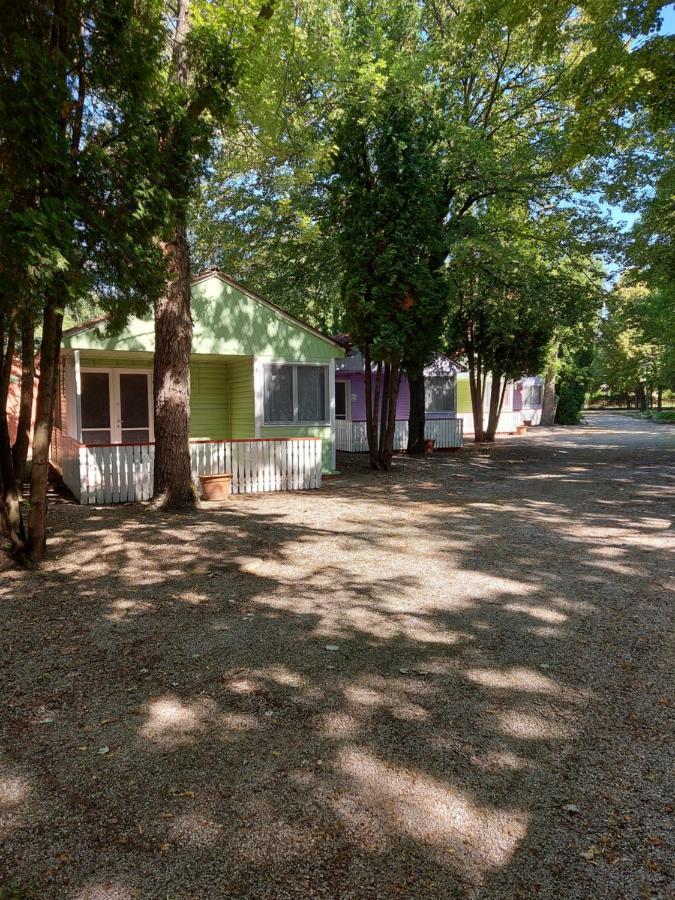 Tulipan Bungalow Camping Resort Gyenesdias Exterior photo